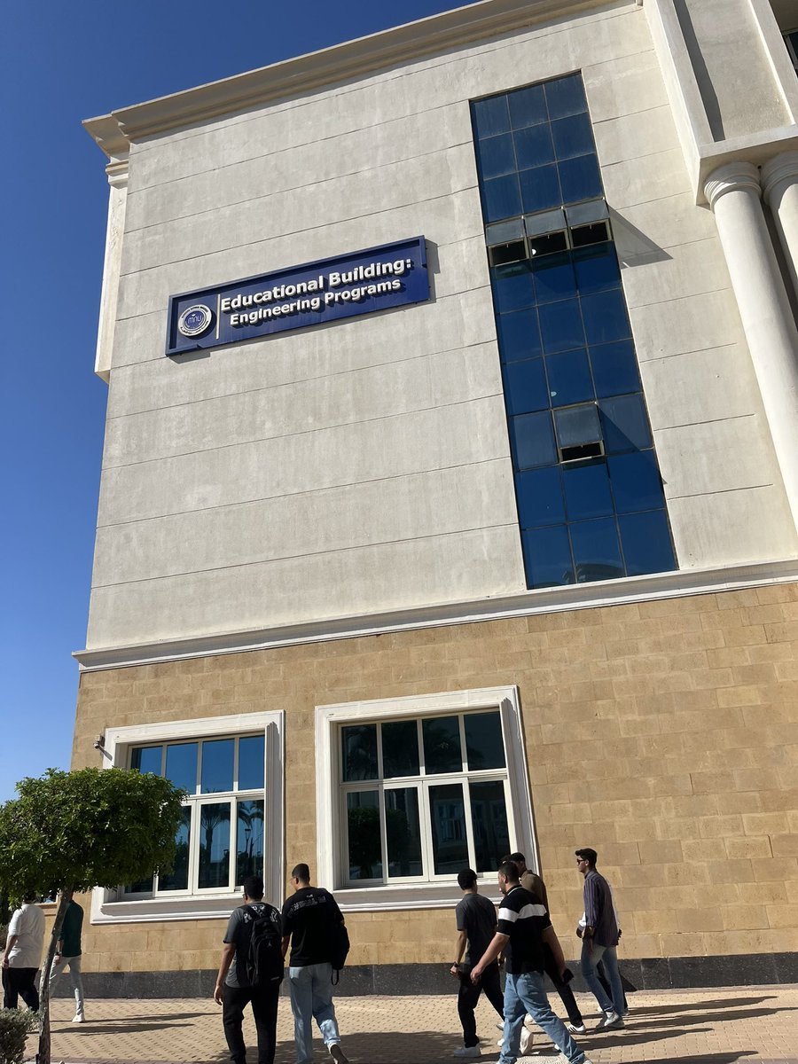 3bdullahWalled's tweet image. حابب اعمل تحدي لنفسي ، 1000 يوم مذاكرة لتراك السايبر سيكيورتي مع العلم ان التحدي دا هيبقى مع دراستي في الجامعة
 
و جزء من التحدي ، إنِ احاول في ال 1000 يوم إنِ ابقى مؤهل إنِ اقدم في شركة من الشركات ال FAANG

جهزنا الرود ماب طبعاً بتاعت بشمهندس @Zigoo0 

Challeng to join FAANG🤩