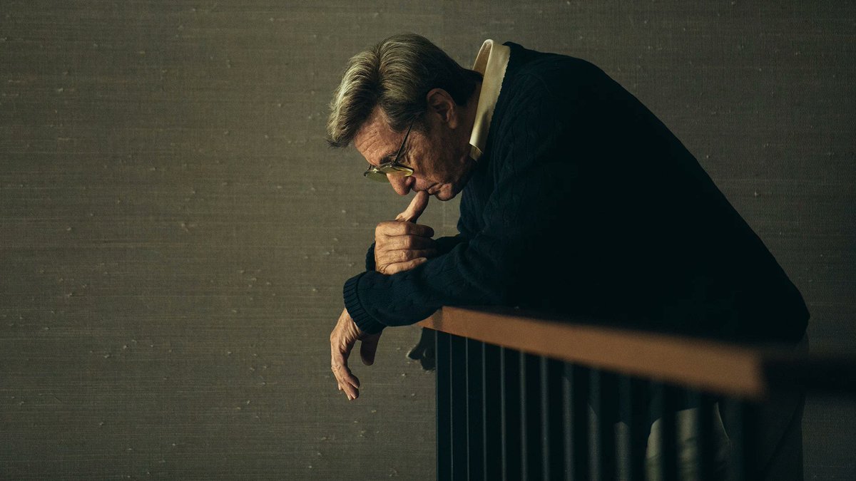 Al Pacino is excellent in the straight-to-HBO film Paterno (🌟🌟🌟). Directed by Oscar-winner Barry Levinson, Paterno is obviously not an easy subject matter to revisit. But I think the partnership of two legendary artists, Pacino &amp; Levinson, makes for a quality film. Outside of