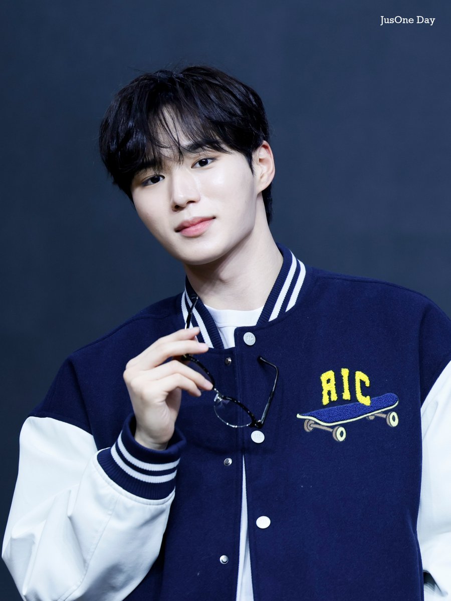 250330 메이크스타 🍀 HQ
#JUNSEO #준서 #김준서 #KIMJUNSEO #ALPHADRIVEONE #ALD1 #알파드라이브원 
#오늘도_준서를_꼭_응원해