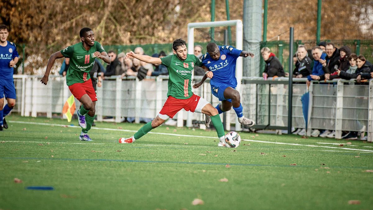 🚨🚨LA RÉSERVE du CS SEDAN en RÉGIONAL 3 AFFICHE un BILAN PARFAIT cette SAISON :

↪️ 8 VICTOIRES en 8 MATCHS.
↪️ 31 BUTS INSCRITS.
↪️ 4 BUTS ENCAISSÉS.
↪️ 8 POINTS D’AVANCE et PREMIER.

LES SEDANAIS VISENT L’ACCESSION en RÉGIONAL 2 ! 💪🏽