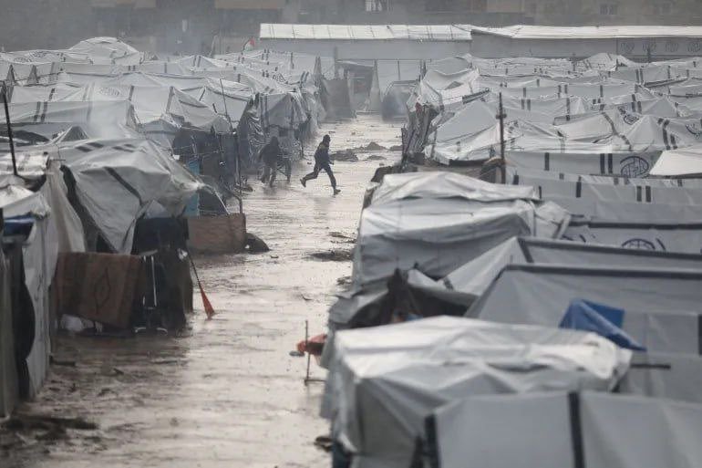 🔹Ustadın dediği gibi; Küfre rıza küfür olduğu gibi dalalete, fıska, zulme rıza da fısktır, zulümdür, dalalettir.

🔹O halde sükût değil, hak namına ses zamanı...🇵🇸💫

#GazzeİçinHareketeGeç
Gazze’ye Kış Geldi
#WinterHasComeToGaza