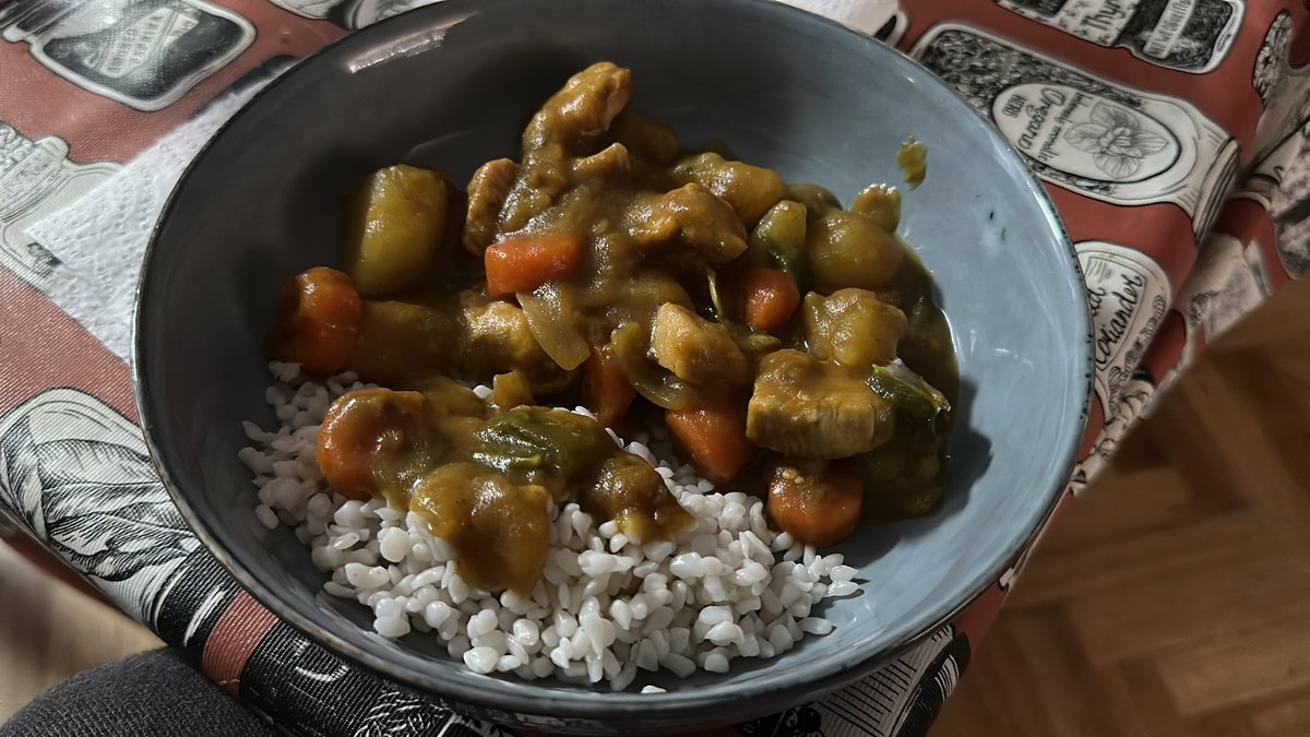 Vamos a probar el arroz de konjac este de las pelotas. A ver si está decente o es como masticar un globo.