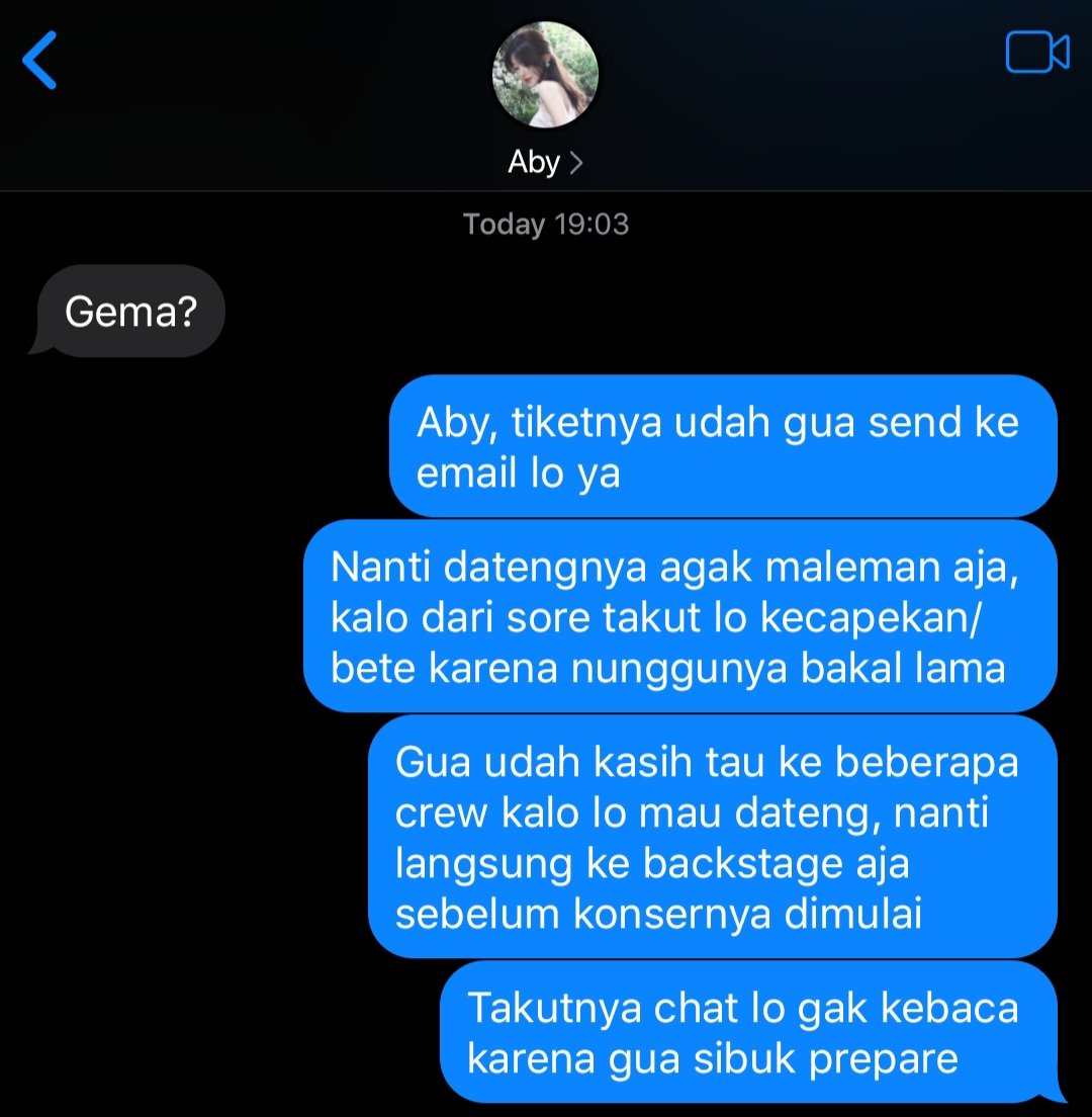 blackbluenmn's tweet photo. 199. Giliran yang ini gak disuruh diem https://t.co/ofXUuiGQe6