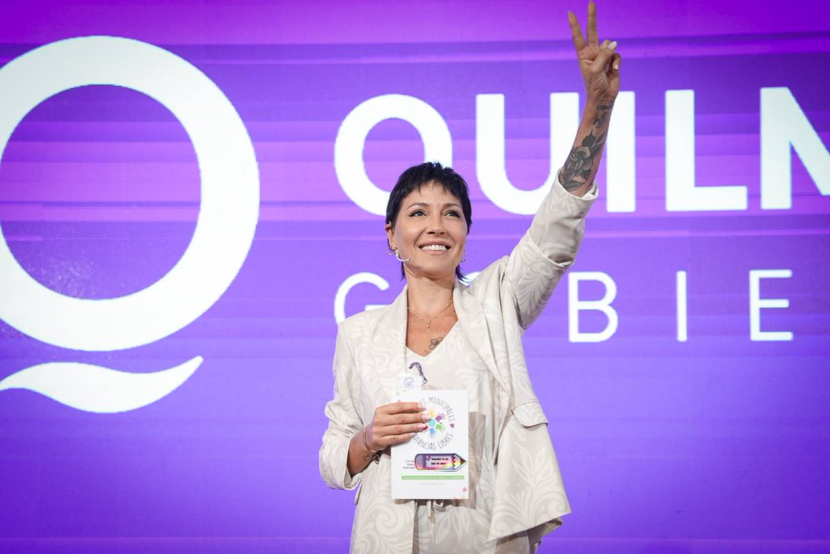 Ser la primera mujer intendenta en la historia de Quilmes es una responsabilidad con el resto de las mujeres. De trabajar para que lleguemos todas.

Me siento orgullosa de la construcción colectiva que hemos logrado. Si no podemos consolidarlo para seguir trabajando como la