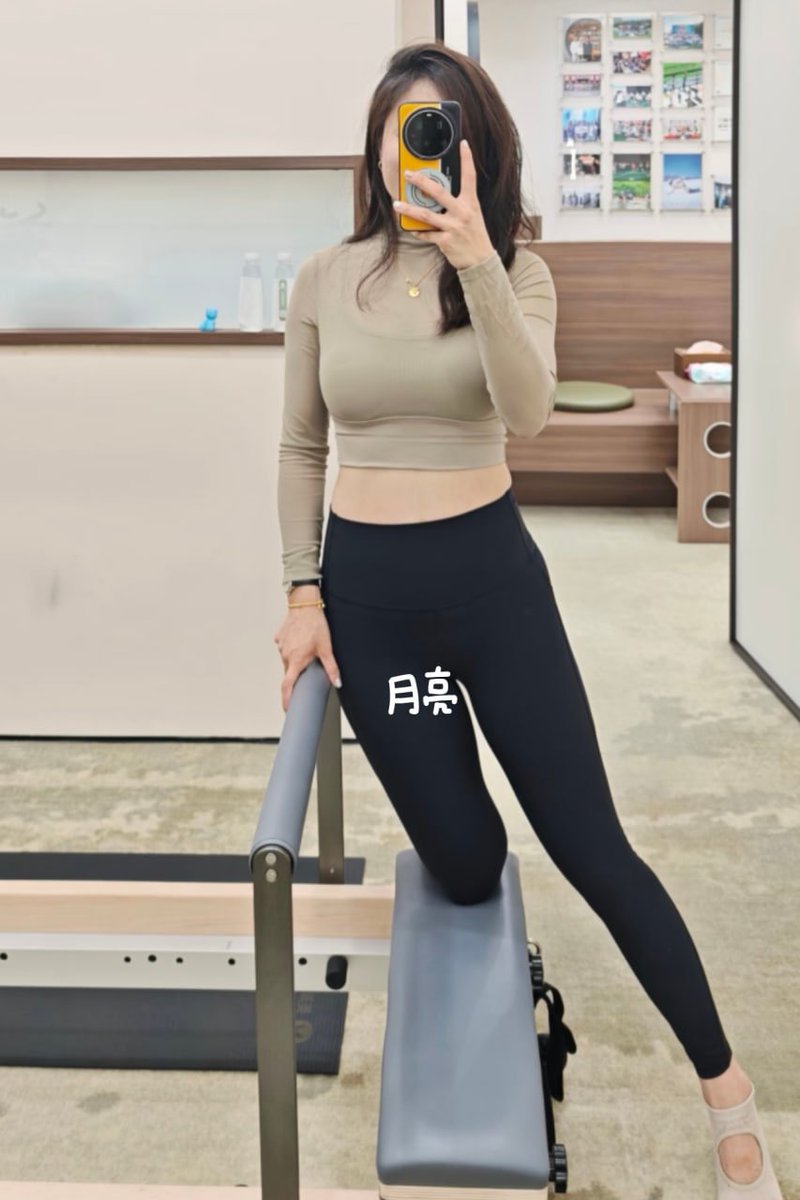 如果可以擁有我一小時
你會想要跟我做什麼？
#月亮媽媽