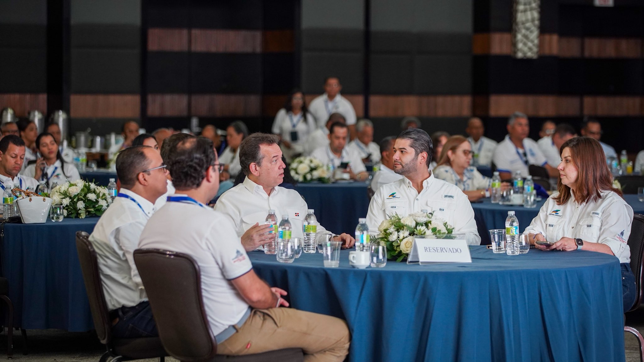 G5z mh2WAAEDnRF?format=jpg&name=large