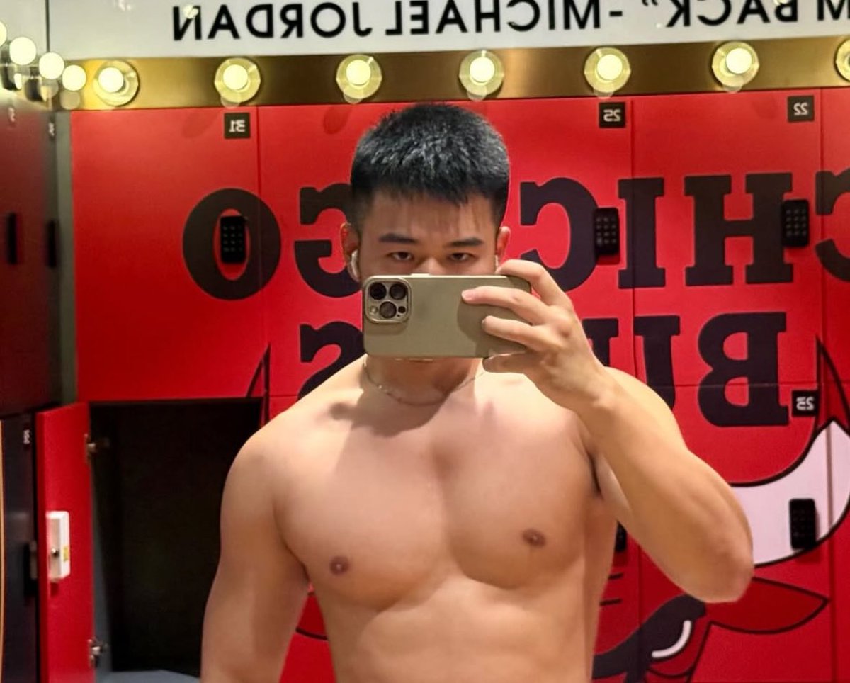 😎 (@vsatey) on Twitter photo 