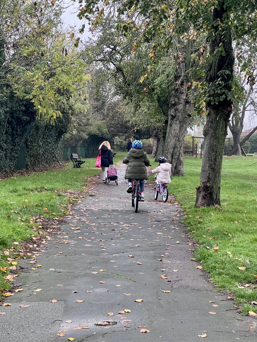 How will children of current &amp; future residents enjoy local open space when a major development brings 470+ new people to it? ⁦<a href="/redbridgelabour/">Redbridge Labour</a>⁩ has overdeveloped ⁦<a href="/IlfordSouthCLP/">Ilford South Labour</a>⁩ &amp; now wants to target ⁦<a href="/IlfordNorthCLP/">Ilford North Labour</a>⁩ - would never happen in West ⁦<a href="/RedbridgeLive/">Redbridge Council</a>⁩