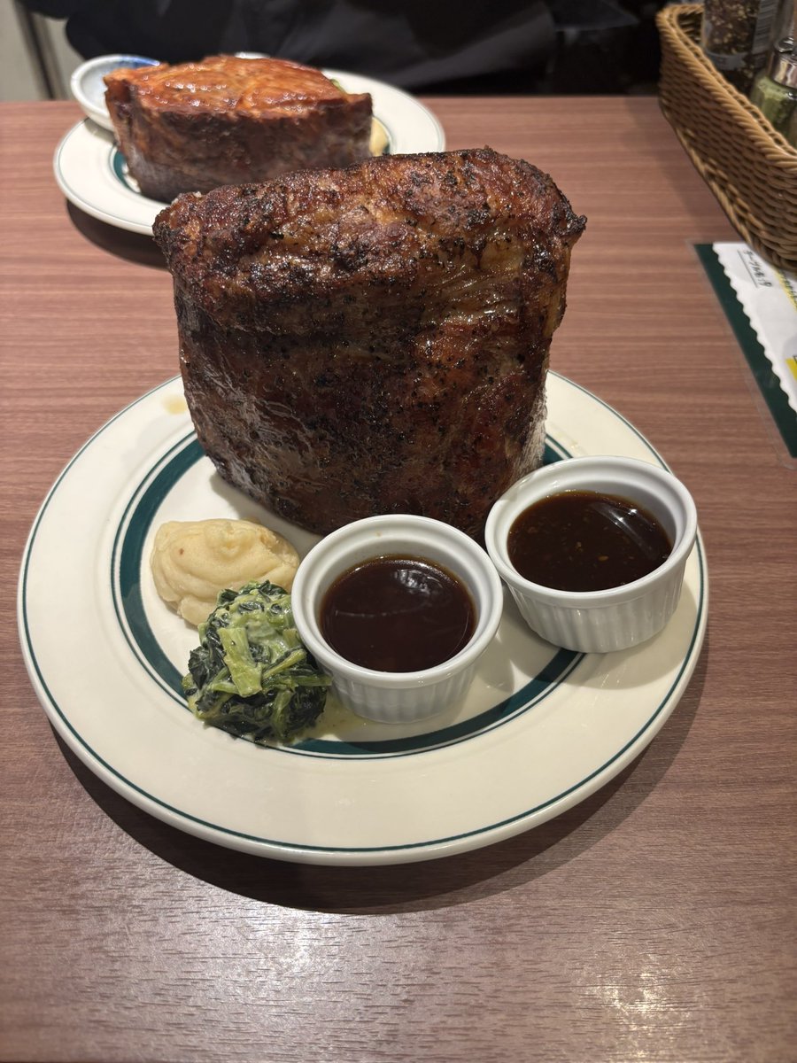 今日はパチンコに行ったら初めて倍勝ちしたけど投資金含めて全部肉になって消えました
おいしかったですまる