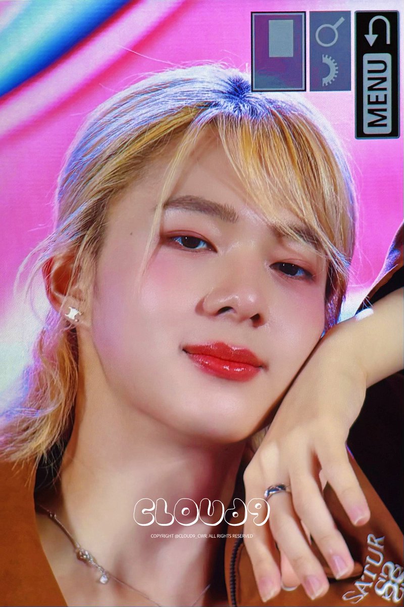 𝗰𝗹𝗼𝘂𝗱𝟵🫧 tweet media