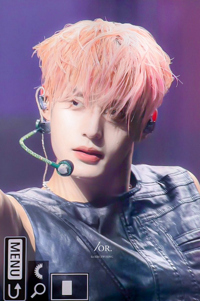 251115 Pre. 🇸🇬 #김지웅 #KimJiwoong #キムジウン #ZB1 #ZEROBASEONE