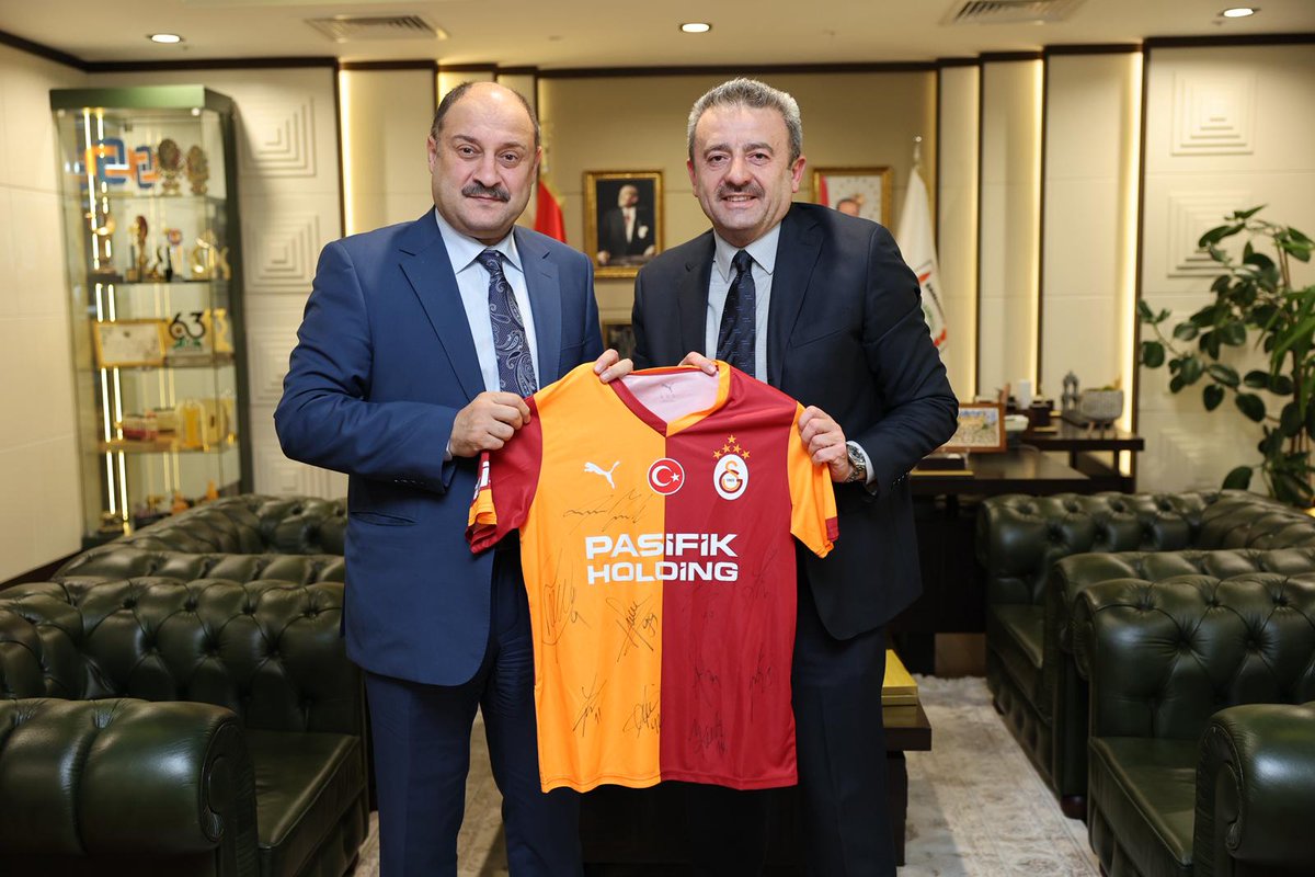 Galatasaray’dan Başkan Gülpınar’a Sürpriz Ziyaret medyaurfa.com/galatasaraydan… #şanlıurfa #galatasaray #sondakika #süperkupa
