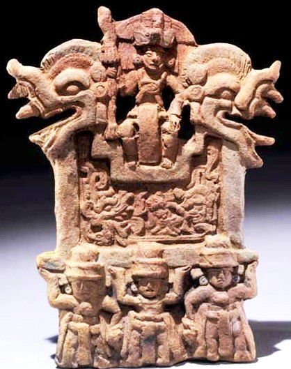 offectea's tweet image. Miren esta belleza

Voy a usarlo como referencia para el trono de Uneh Kan
Se ve genial, sobre todo las cabezas de dragon y los pequeños enanos que sostienen el trono