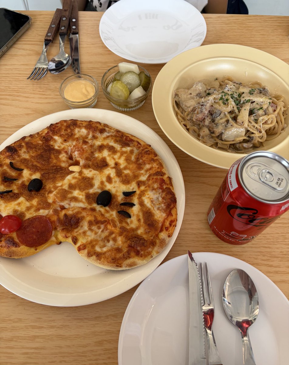 유리 (@iruymin) on Twitter photo 