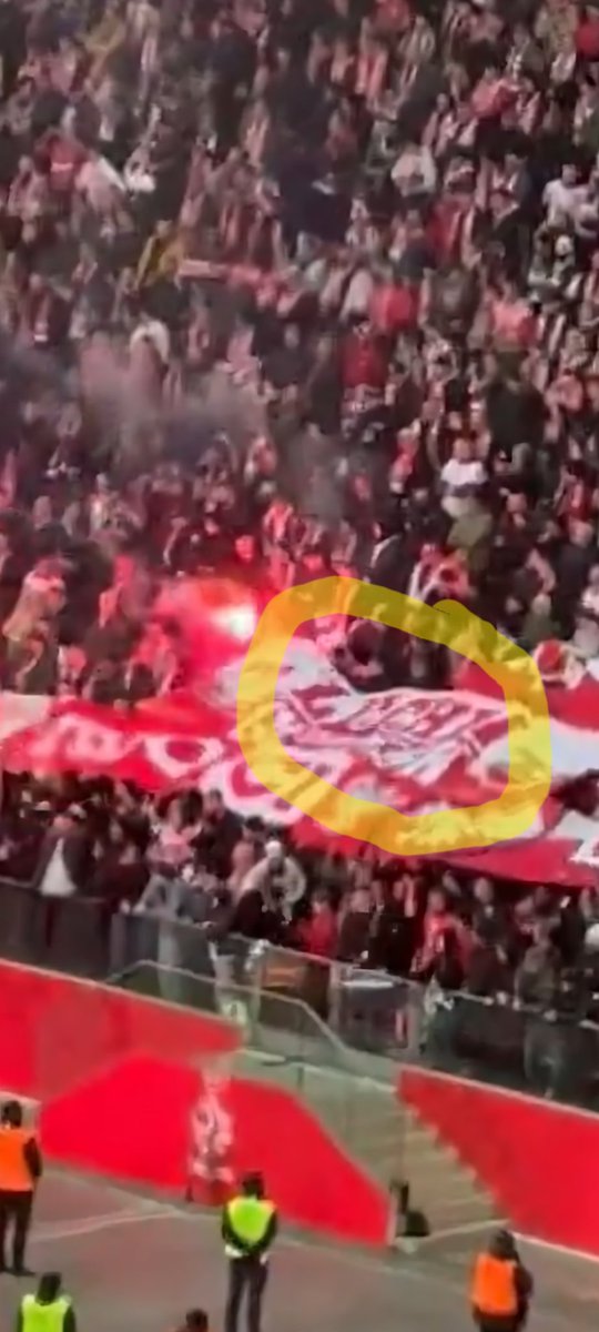 <a href="/JanGrabiec/">Jan Grabiec</a> Cóż za przypadek...race lecą spod flagi Lechii Gdańsk...