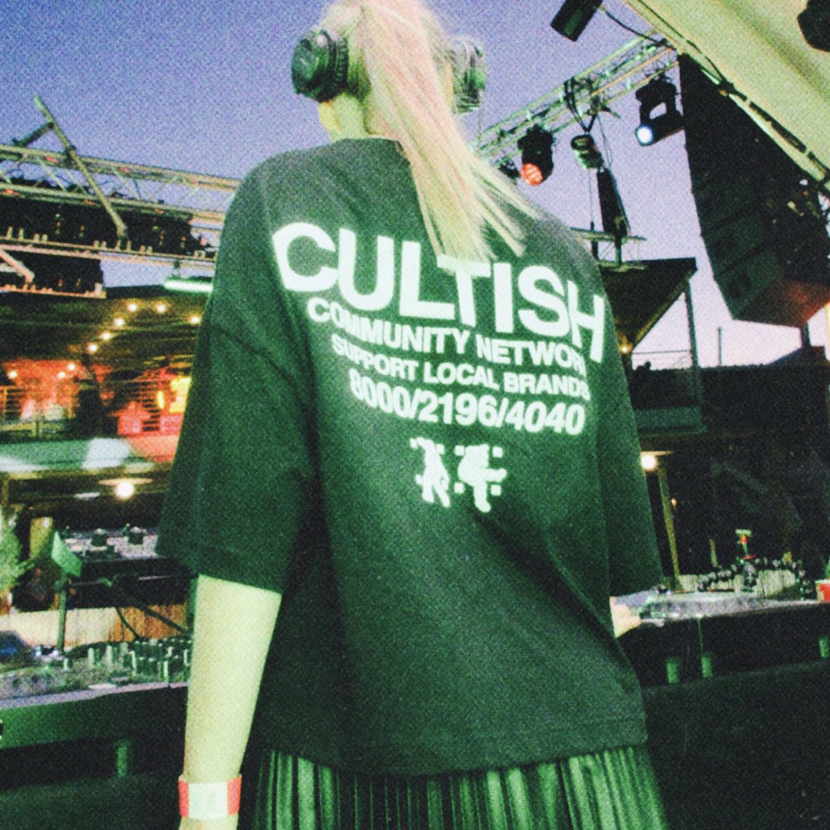 Mila-Rose repping 💫