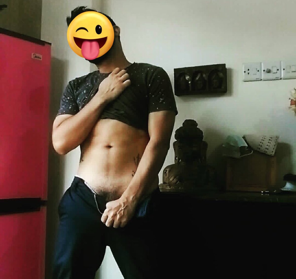 alejoandy88's tweet photo. @rocky_unleashed Am I your type beb 🥵 https://t.co/oBHURVqCno