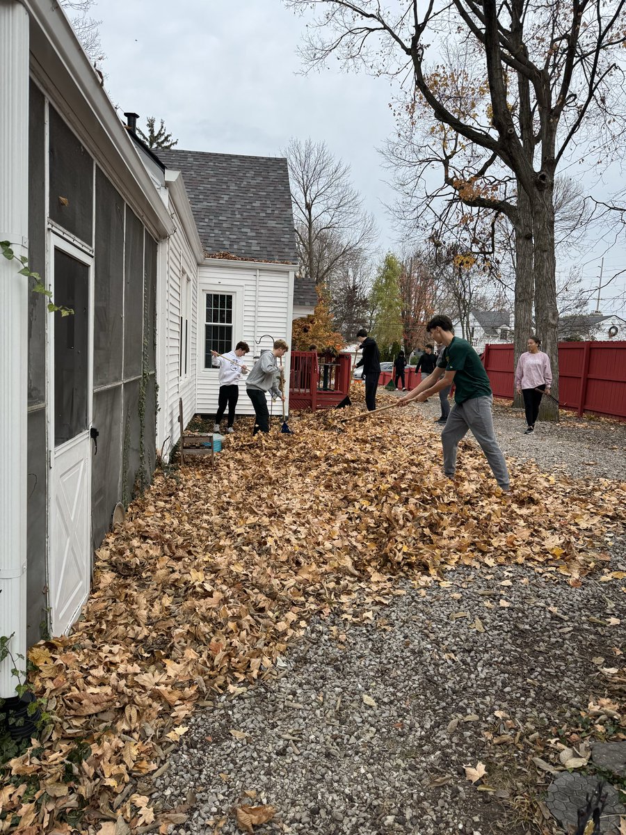 Greenwood Boys Basketball tweet media