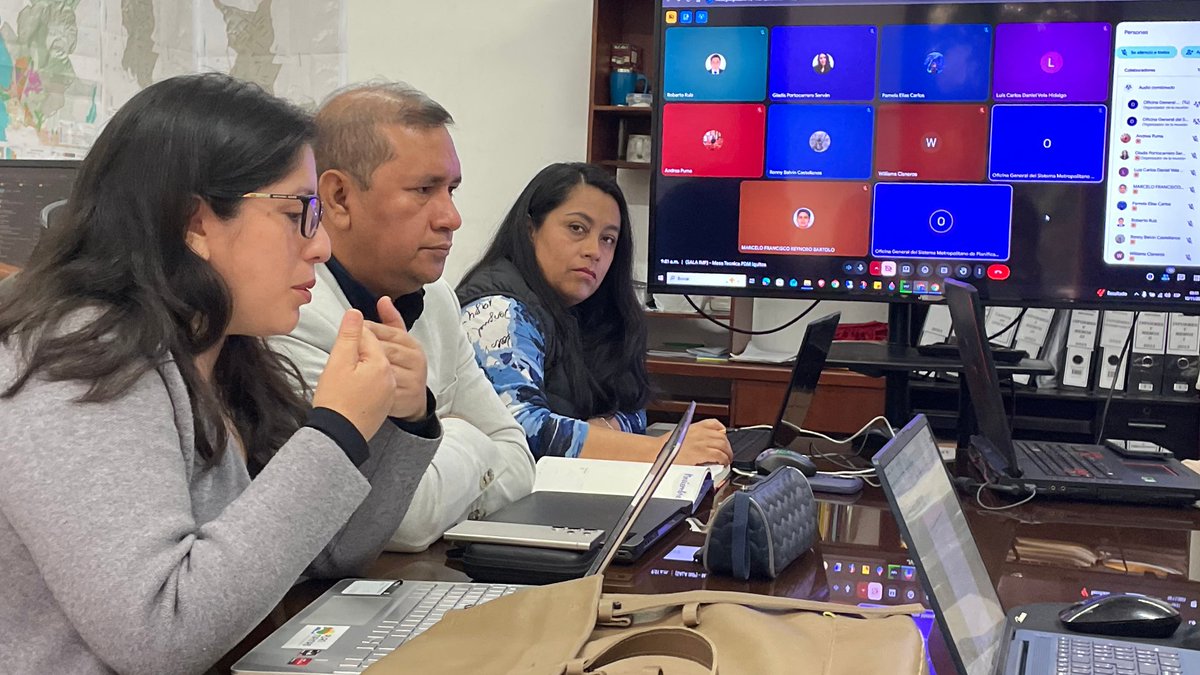 La Municipalidad Provincial de Maynas y el equipo técnico del IMP se reunieron para revisar a detalle las  propuestas del Plan de Desarrollo Metropolitano (PDM) Iquitos 2045,  con miras a su próxima exhibición y consulta pública.

#planmaynas #PDMIquitos #IMP #desarrollourbano
