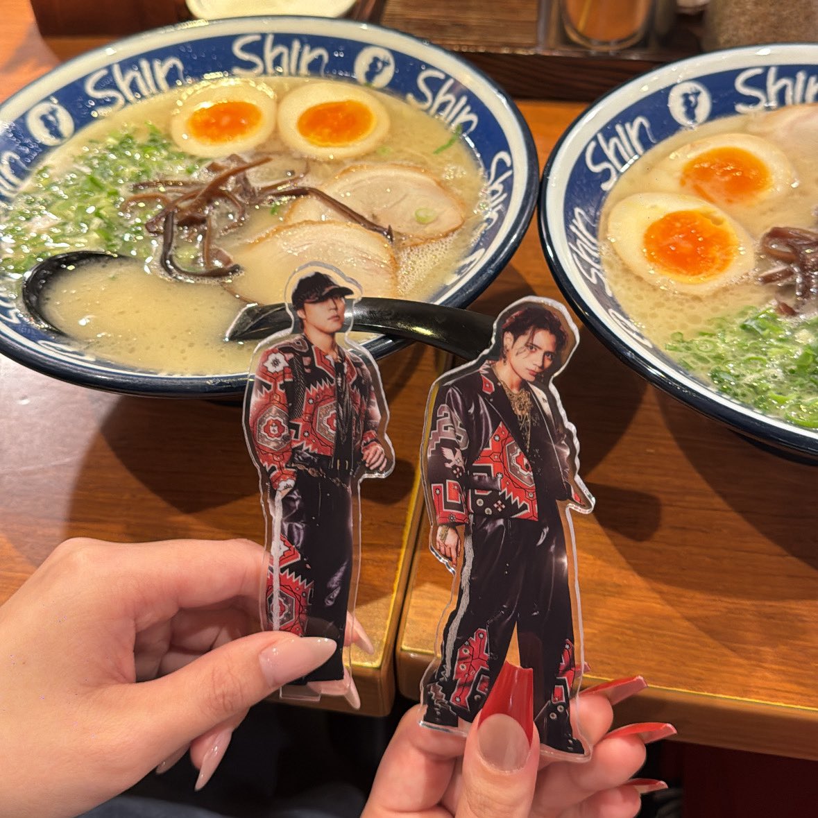 _008400's tweet image. THE  REASONツアーの観たいパフォーマンスで前から健太くんに言ってたTiAmo（神谷健太ソロver.🪑）まさかの目の前で叶えてくれた⭐︎しっかり🪑まであって嬉しかったなーー💕残りの4公演もTiAmo流れる度ドキドキする🐿️
@exilelive_acc  #神谷健太 #EXILE