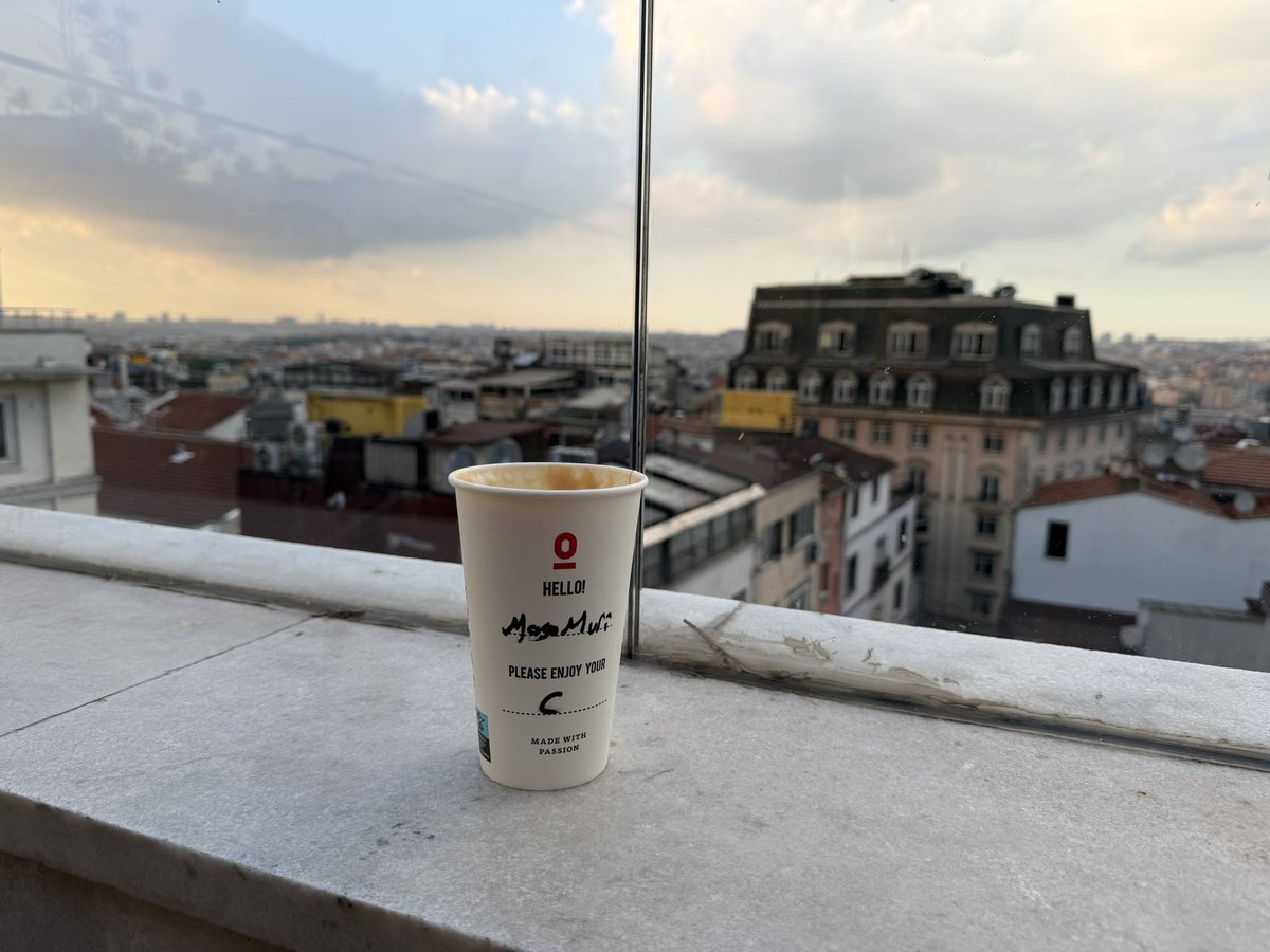 昔みたいに朝から晩まで観光地が開いている限り動き続け、昼食キャンセルして休憩はライドシェアのなかでーーみたいな取材が厳しくなりつつあると悟る昨今…

とりあえず今回はモサムリになりました。