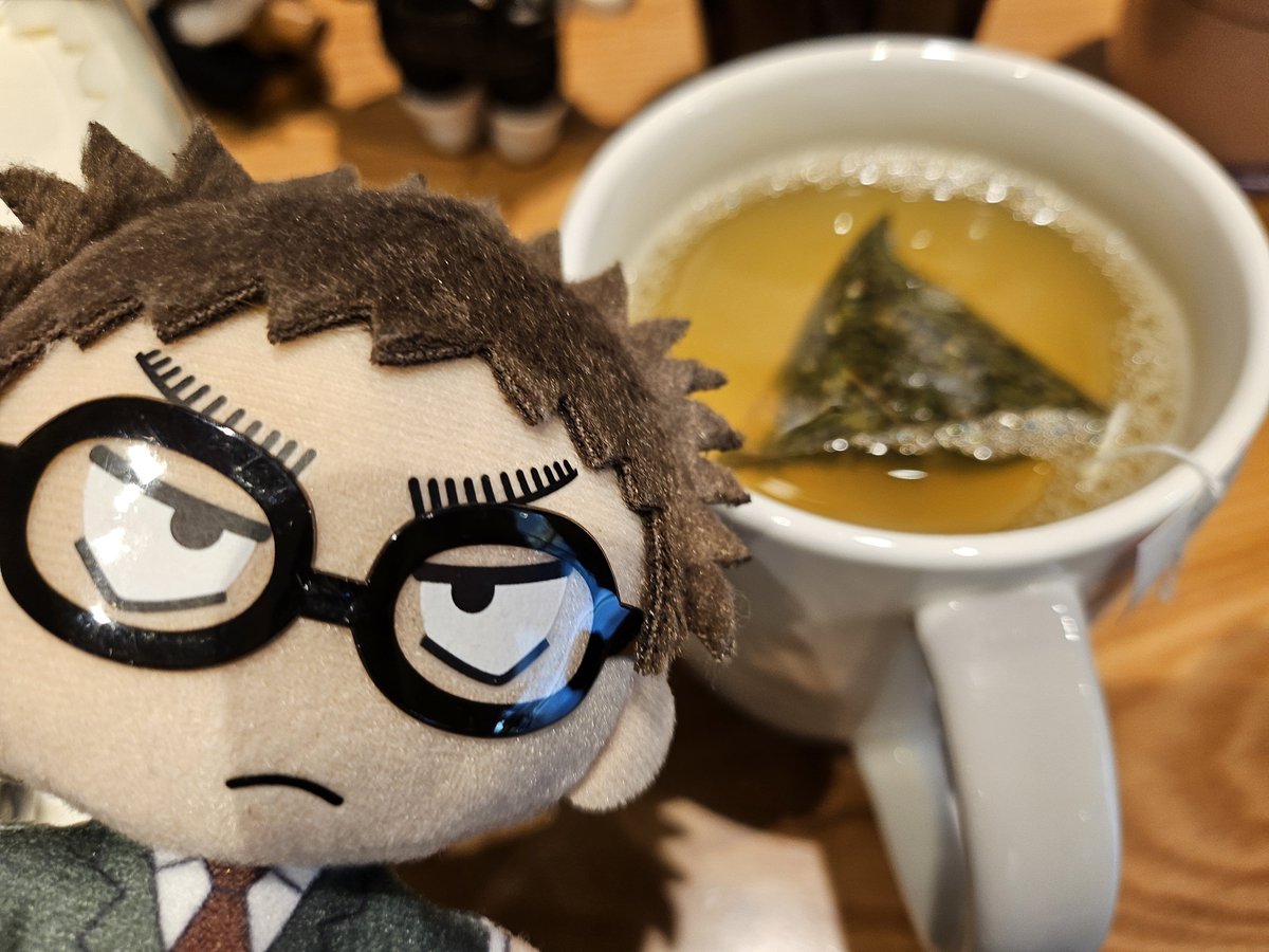 오늘 지인분들과 코난 척안의 잔상 더빙 4DX 보고왔어요
척안 재미있게 보신분들.. 포디엑스로 한번 더 보시길 매우 추천.....
진짜 개잼있고 바람 불때마다 진짜 강원도 설산에 조난당한것처럼 추우니 옷 따듷하게 입고 보시길 바랍니다.