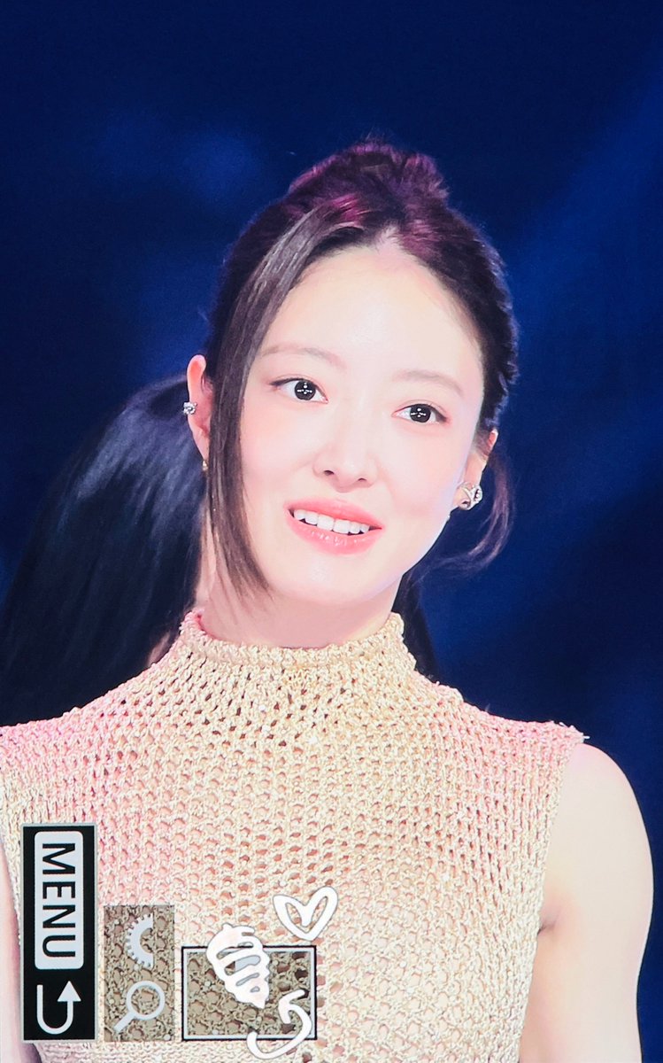 Top_of_230's tweet image. 251115 이세영 KGMA 시상 프리뷰

#이세영 #LEESEYOUNG #李世榮