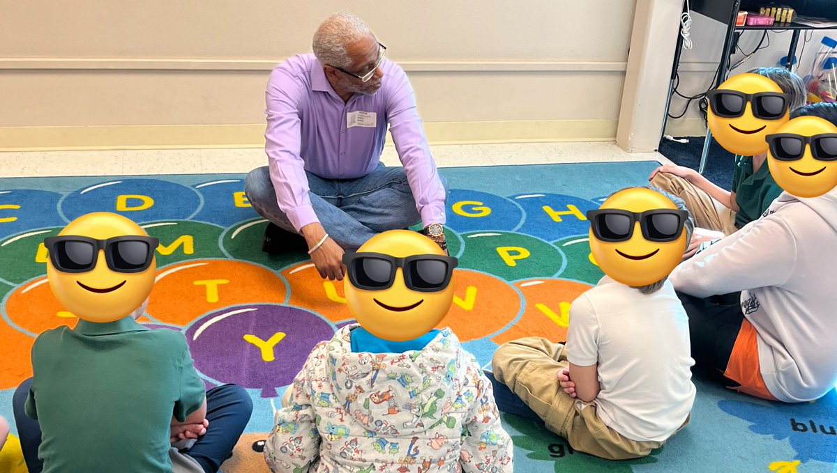 Counselor_CJES's tweet image. Next Gen Gents Mentorship Small Group: Today, Dr. Marcel guided our young boys through a powerful conversation on expectations, leadership, and goal-setting. Proud of these future gentlemen as they grow in confidence and character! #Mentors #TeamSISD