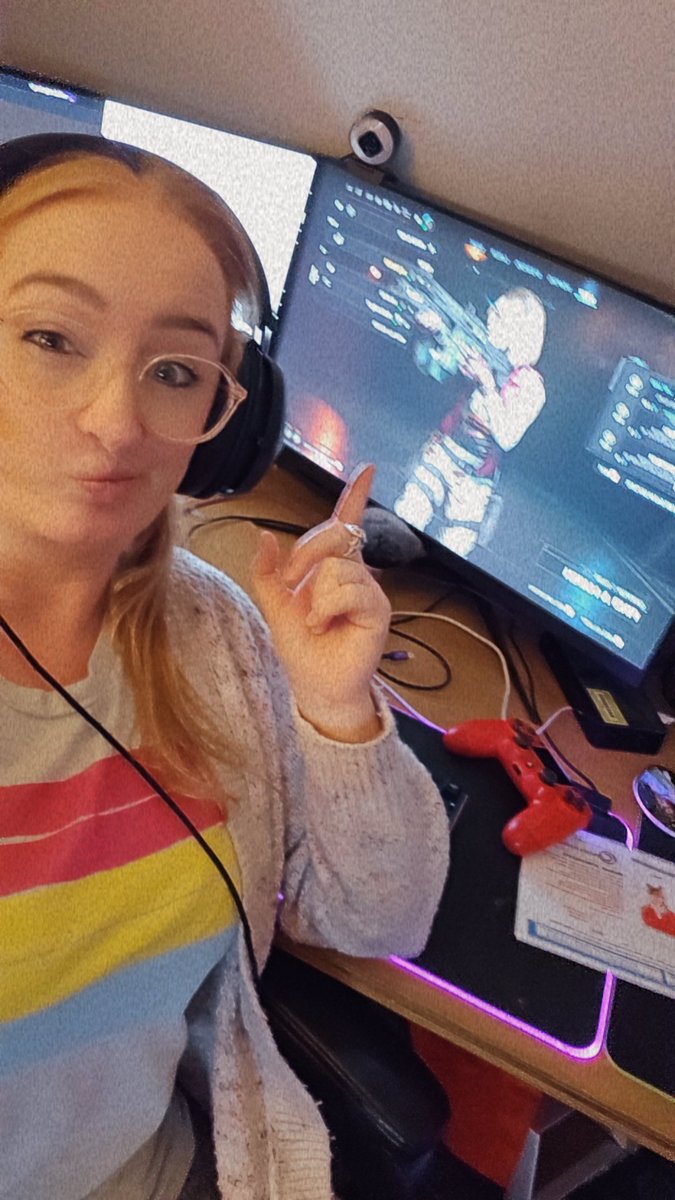 Vulpix2108's tweet image. Thoughts on BO7 so far??? #callofduty #BlackOps7 #pcgaming #girlgamer