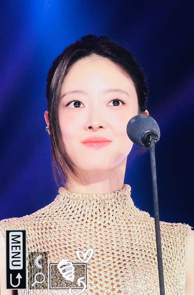 Top_of_230's tweet image. 251115 이세영 KGMA 시상 프리뷰

#이세영 #LEESEYOUNG #李世榮