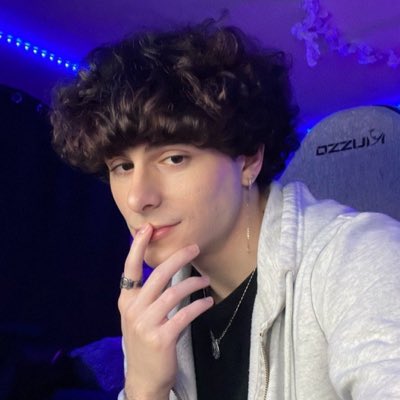 int0th3night's tweet photo. #NewProfilePic https://t.co/1WT0PrpPh1