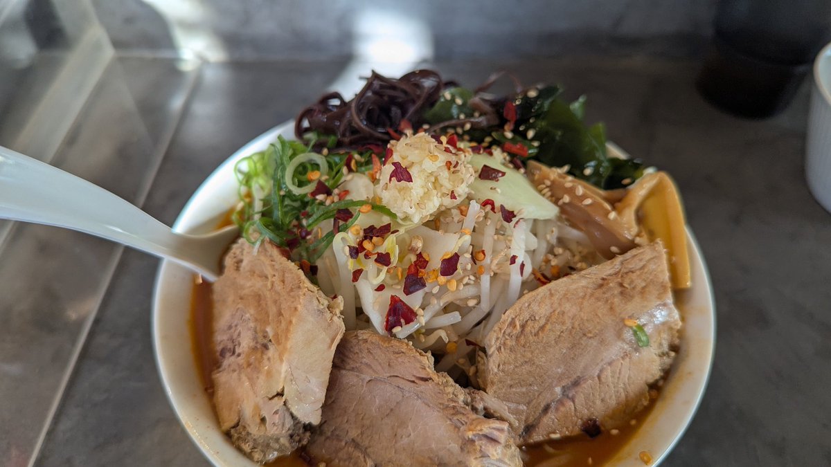 数日前のやつ。 クスクスラーメンさんの辛味噌鉄太！なお、麺増し(総