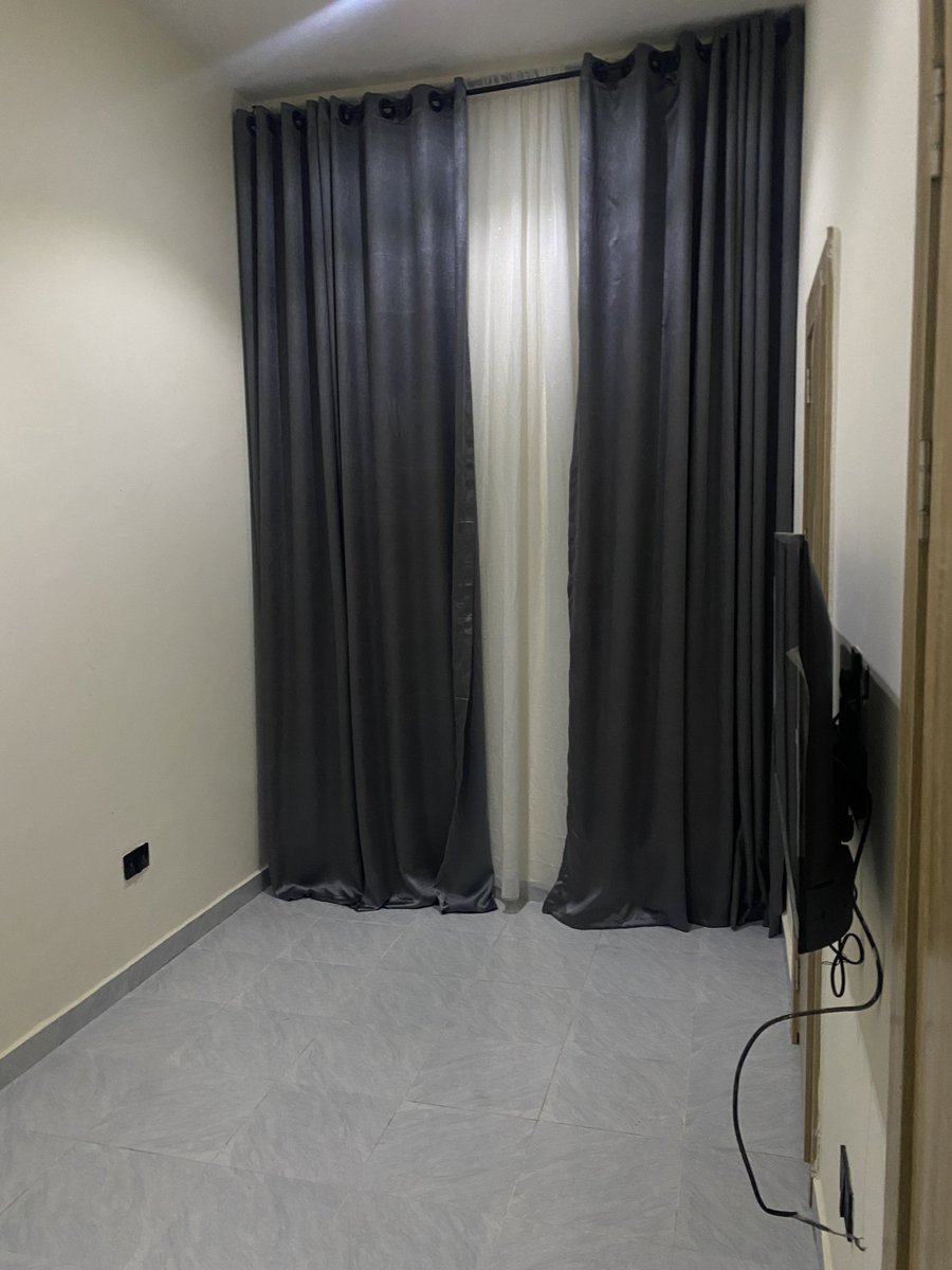 Puritychrome's tweet image. How I used my #devcon ✈️ funds 
Before &amp;amp; After 
So just gonna leave this here… cos overwhelmed is an understatement as to how I feel with the weight of things I have been on #IRL .

Courtesy: “S”
Wait till u see what I have planed for next season with @Stellar_WA