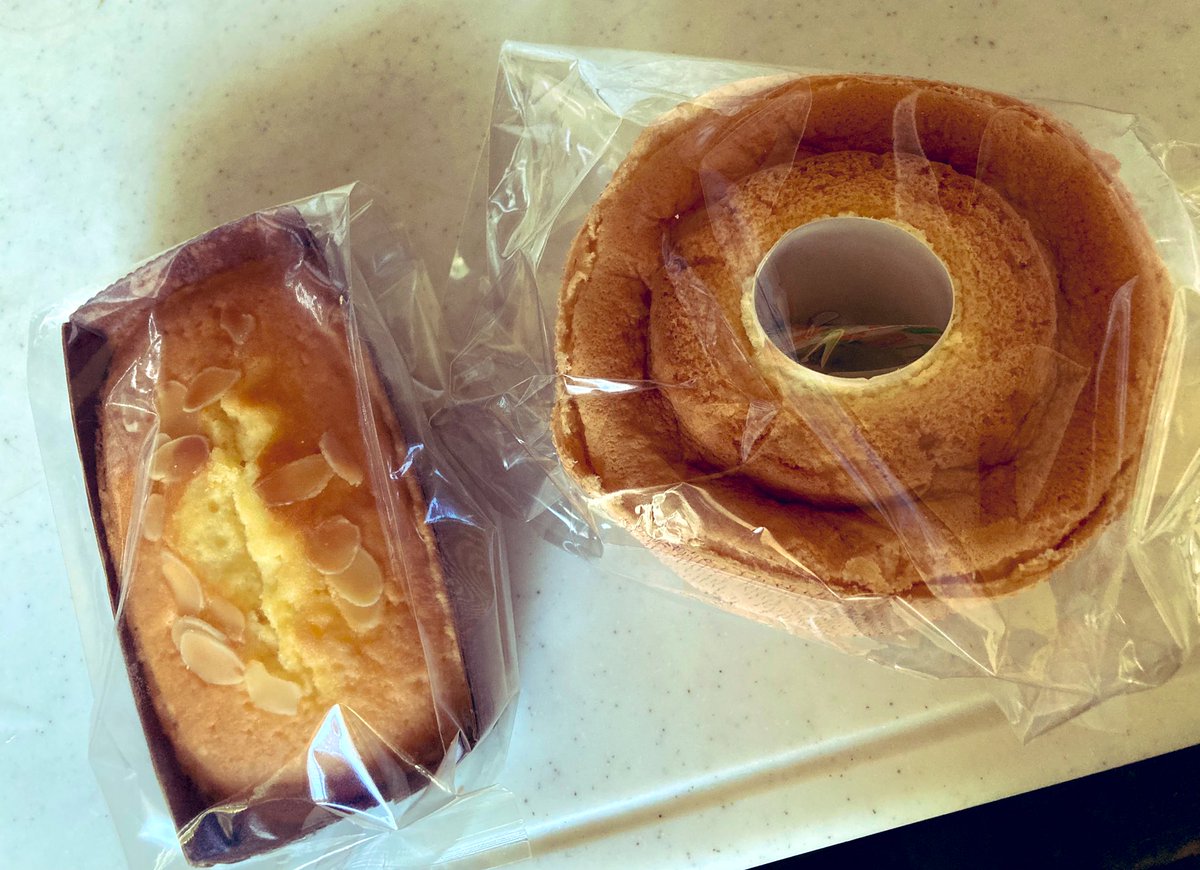 mof_u3u_s2's tweet image. 今日は以前TNR活動に参加してくれた高校の文化祭にお邪魔させて頂きました☺️
まさかの100人目で焼きそば無料券貰いめちゃくちゃ喜ぶメイドたち✌🏻😂
キーホルダーは男子の作品とは思えない程の可愛さ🫶🏻🫧
手作りスイーツも沢山買って他にも色々食べて生徒さんたちとも沢山話して幸せな1日だった🙈︎🍓