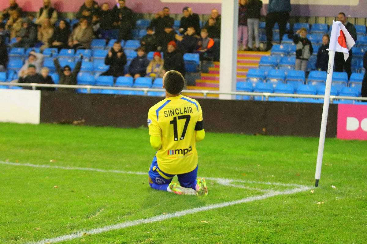 SolihullMoors's tweet photo. Sinclair puts us in the lead😮‍💨 https://t.co/mEgtoqeVA9