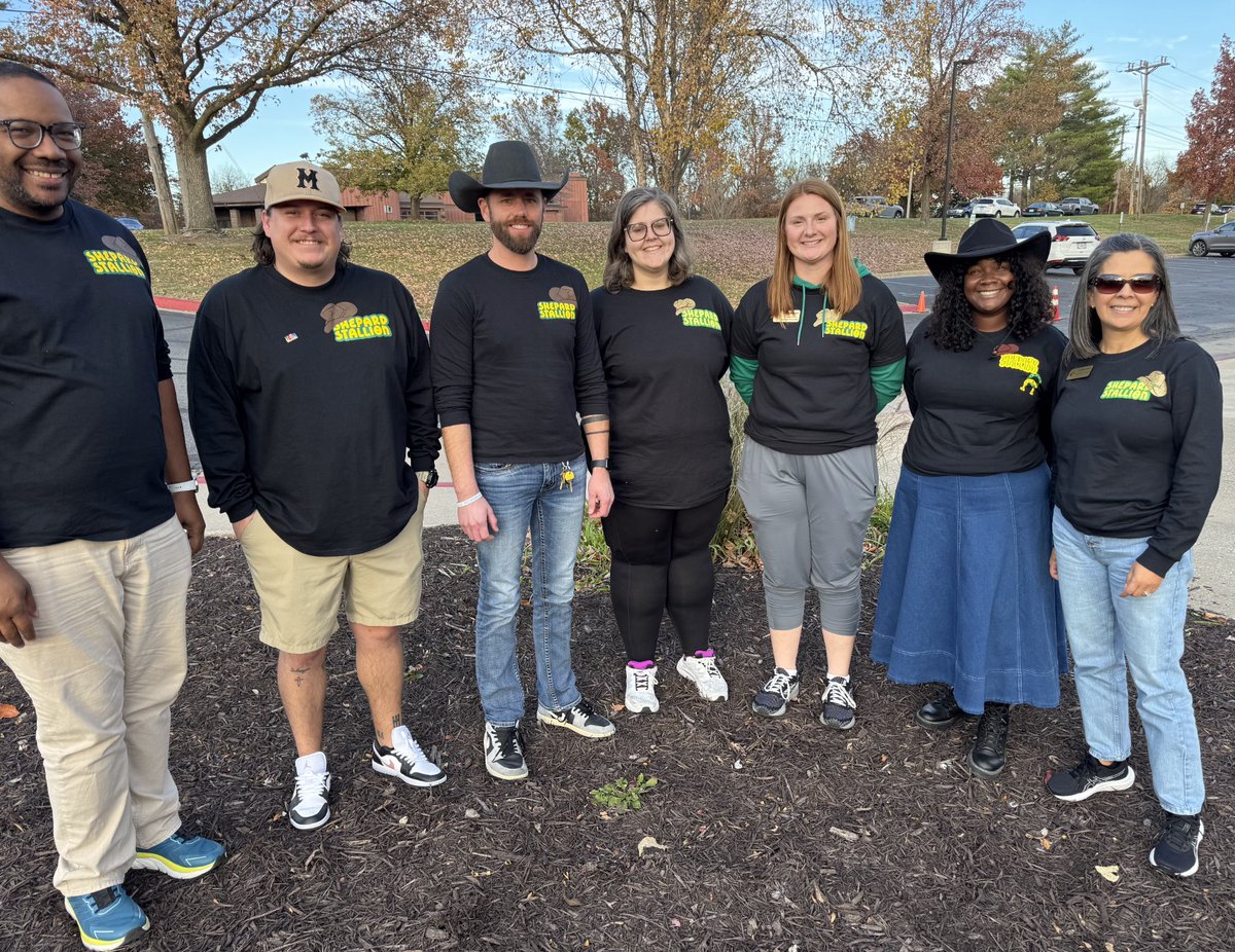 TeachNickens's tweet image. It was a great week to be a Stallion 🐎✨️✨️✨️ check us out 🥹😍! #saddleupforsucess🤠 #bestplacetoworkandlearn #CPSBEST #💚SHE💛