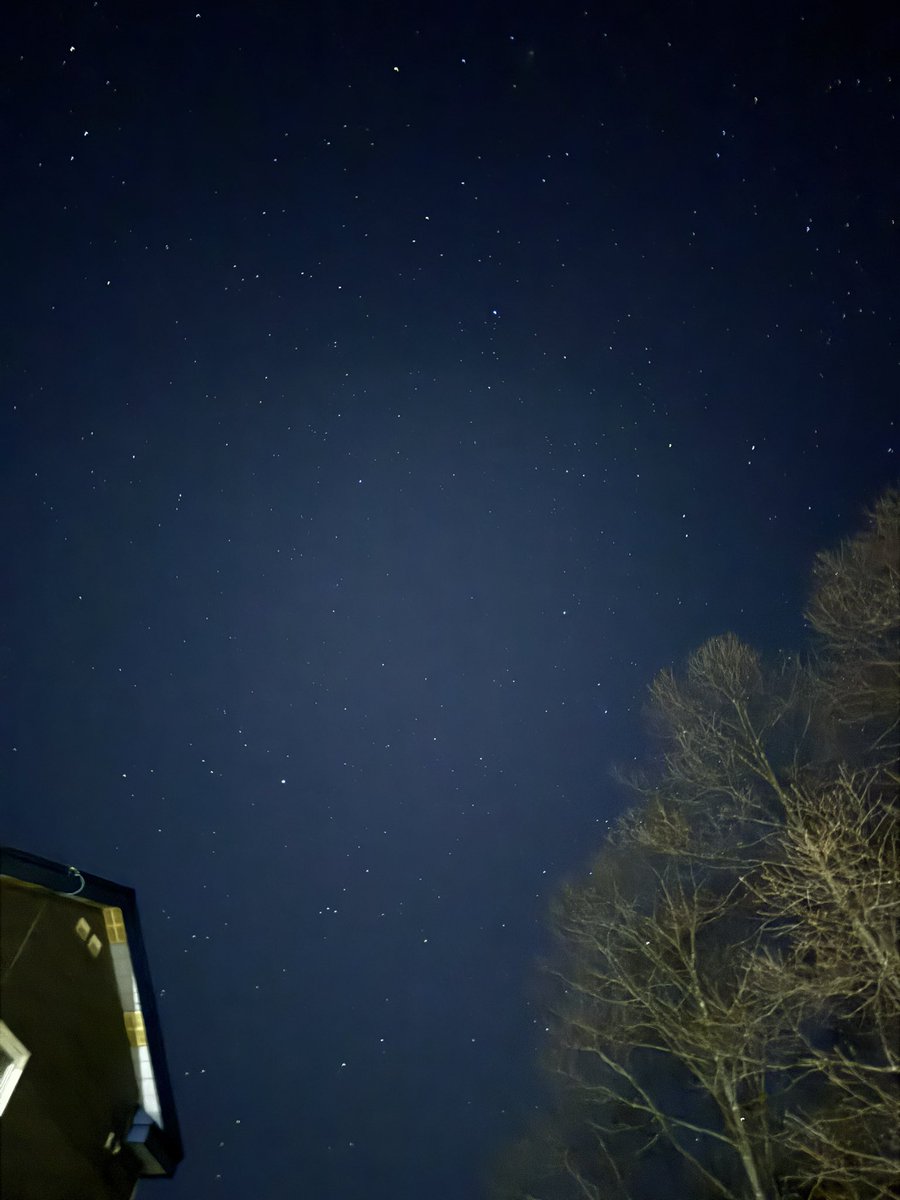 北海道にいます幸せです
でも好きな人たちと一緒だったらもっと幸せだな〜って思う