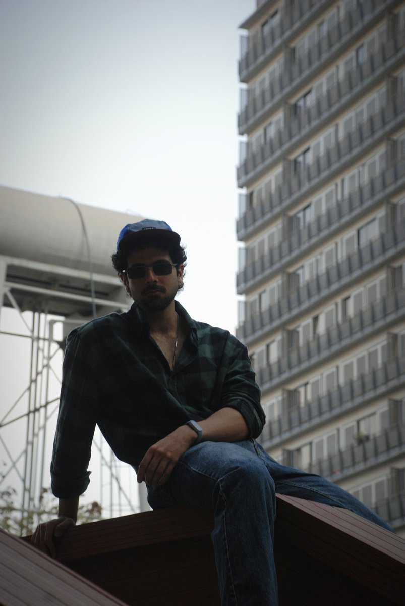 رفیق صمیمی مرد عنکبوتی tweet media