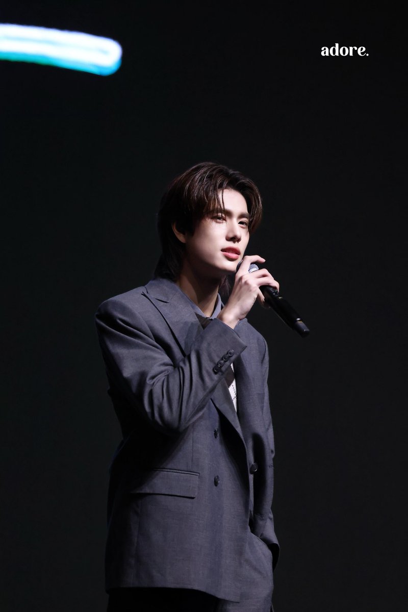 𝙖𝙙𝙤𝙧𝙚 ━ ❄️. tweet media