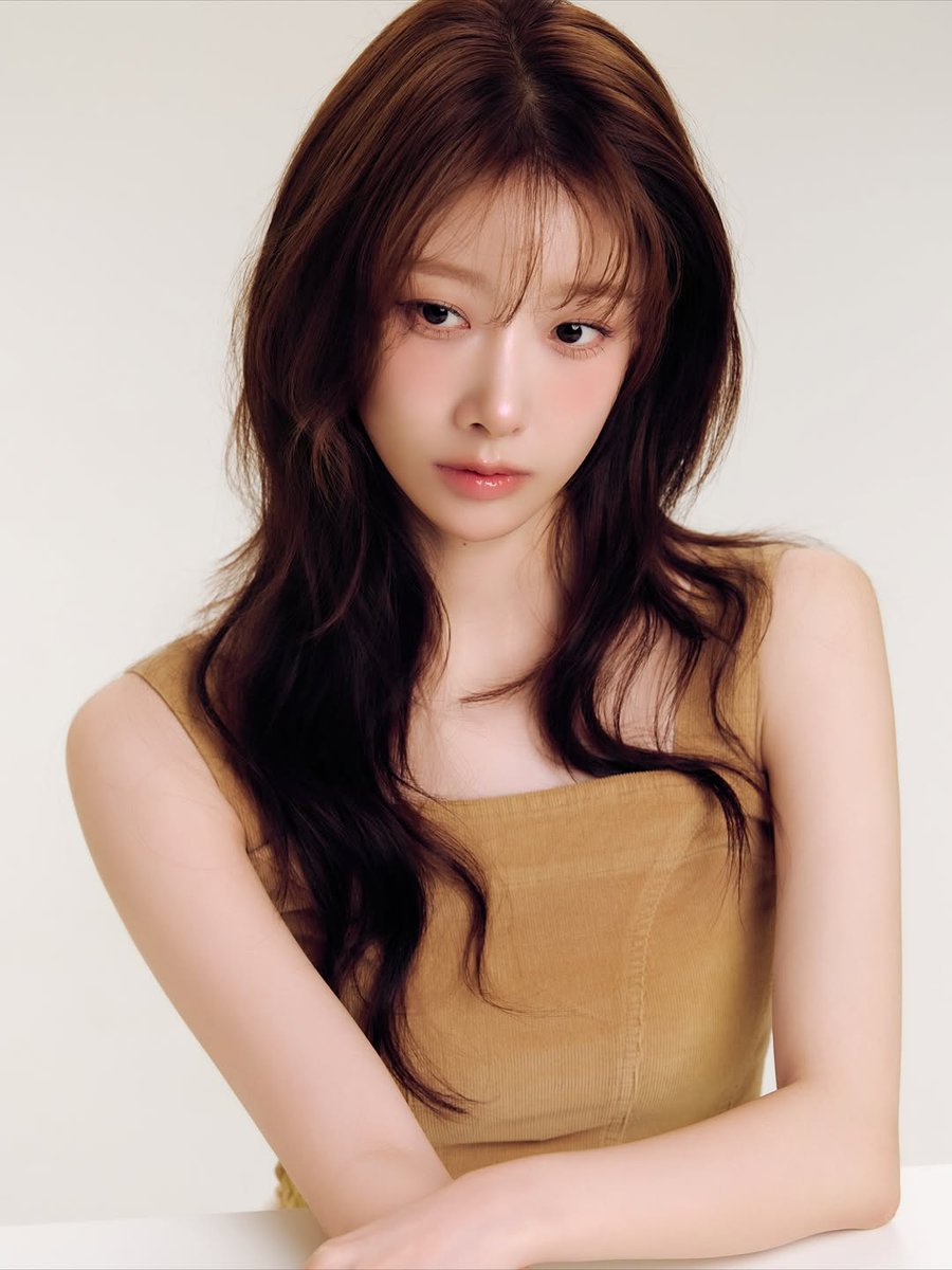 NICESTAGRAM's tweet image. [151125] — e.heomer ☆ ig update !

"🌹"

[+]
#EUNICE #유니스