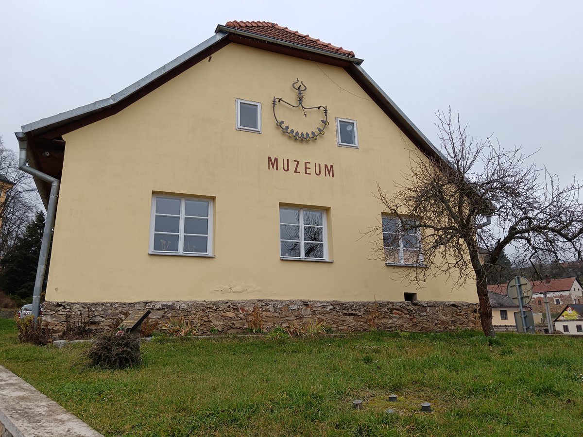 Díky za tip <a href="/dubova_lenka/">Lenka D.</a> 
Kolnička za to opravdu stojí. Velké překvapení v Lukách nad Jihlavou