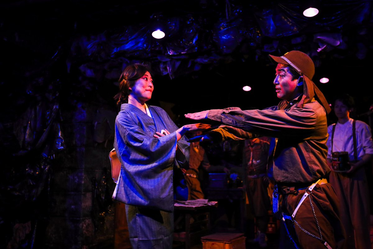 #ProjectNyx 
#ジオノ

本日も沢山のお客様のご来場、
誠にありがとうございます。

私は今日のマチネに
初めてお客さんとして観ました。
手前味噌ですが、良い作品になったと、誇らしく思っています。

明日、明後日と、
最後までどうぞ宜しくお願いいたします。