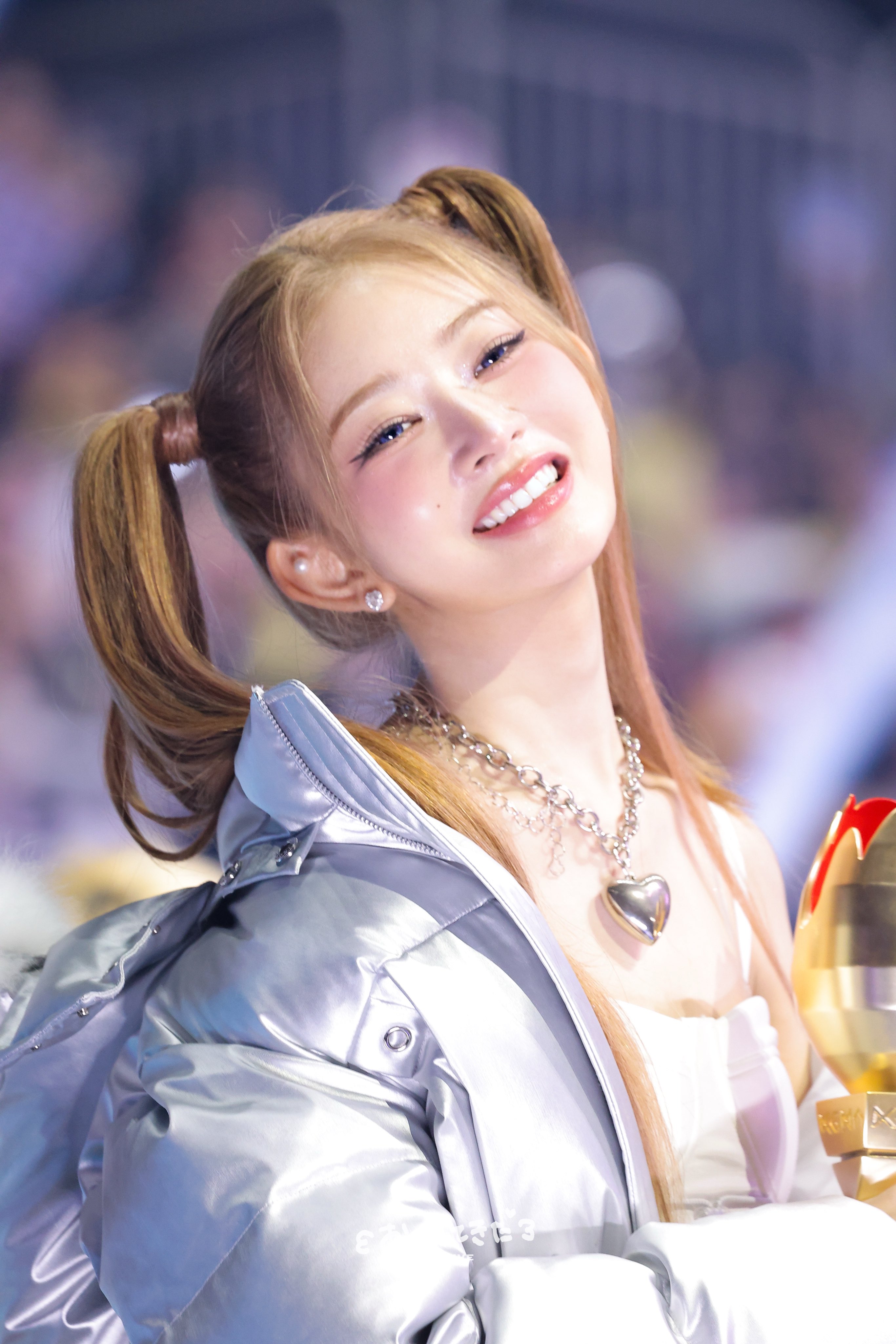 G5zmYlhaQAA4NmB?format=jpg&name=4096x4096