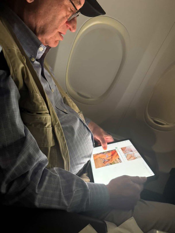 NewsWire_US's tweet image. Rep. Brad Sherman (D-CA) denies he was looking at pornography on plane, says: “This was on Twitter. These pictures came up on ‘For You.’”