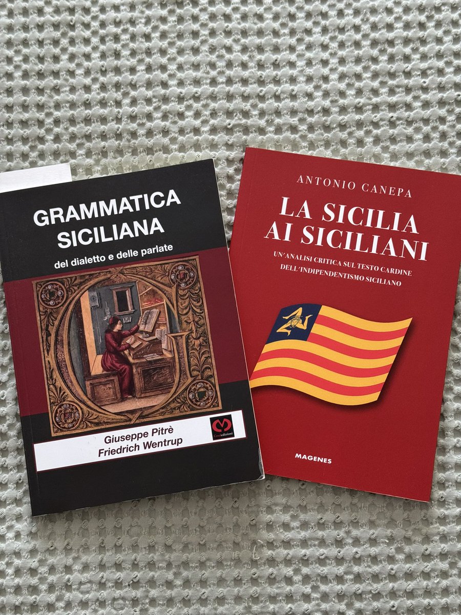 Em vaig enamorar de Sicília sense haver-hi estat mai. La culpa va ser d’Andrea Camilleri i del seu personatge de ficció, el comissari Montalbano. Vaig llegir tota la col·lecció de montalbanos, del primer a l’últim, que va anar publicant Edicions 62 amb traducció brutal i