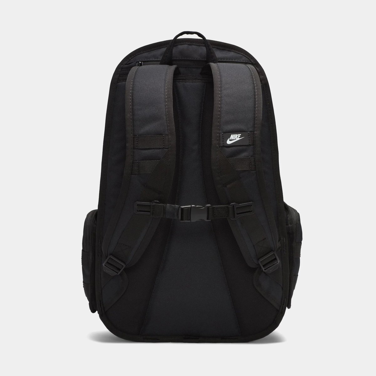 EldenMonitors's tweet image. STEAL: ONLY $19 (REG $102) Nike Backpack! #ad 

=&amp;gt; eldendeals.com/pqyQI5BY
