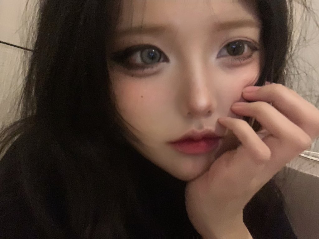 bling22bang's tweet photo. hello https://t.co/gMaBcOyZCx