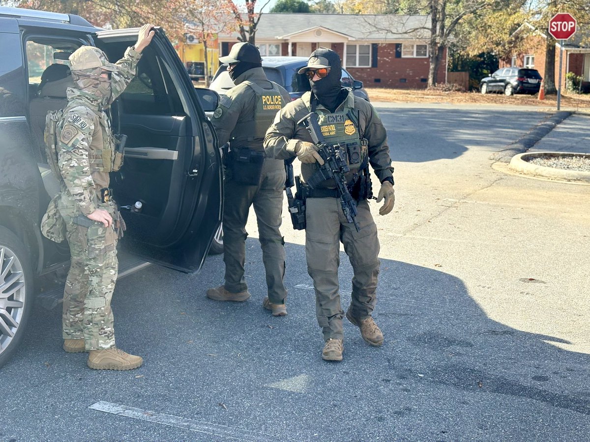I was at this shopping center at the corner of Rosehaven Drive and Central Ave when this happened. I saw agents chase this man into a laundromat, then take him into custody.