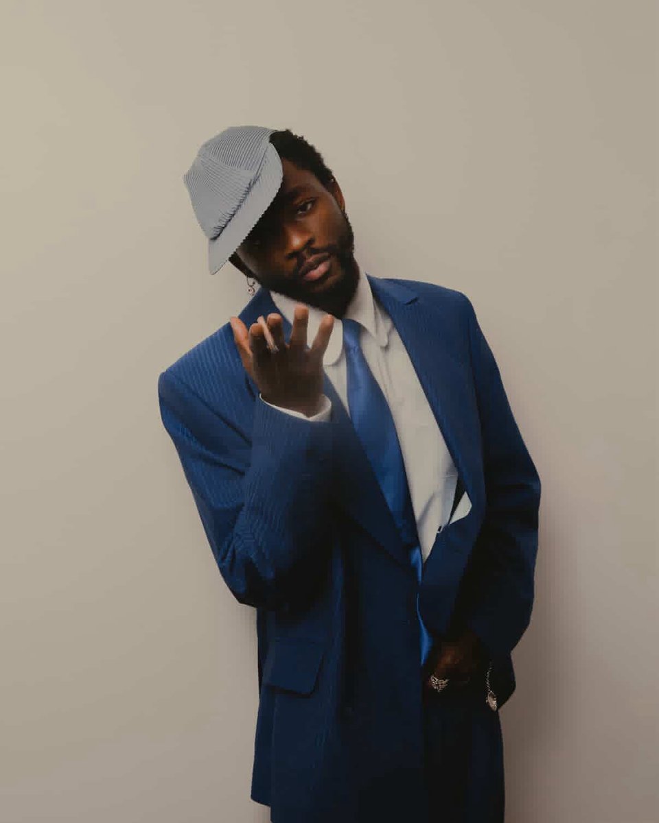 thedebuthub's tweet image. JUST IN 🚨

Omah Lay earns his biggest streaming day of all time on Spotify with 3.45 MILLION streams.