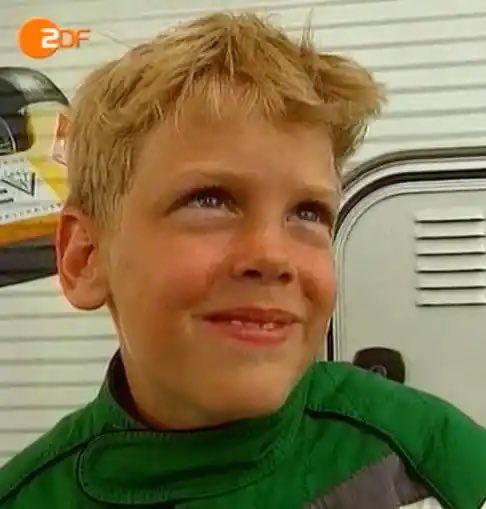 neocityblob's tweet image. from being bullied to being on top of the world.. your legacy carries on our radiant sunshine 🥹💛